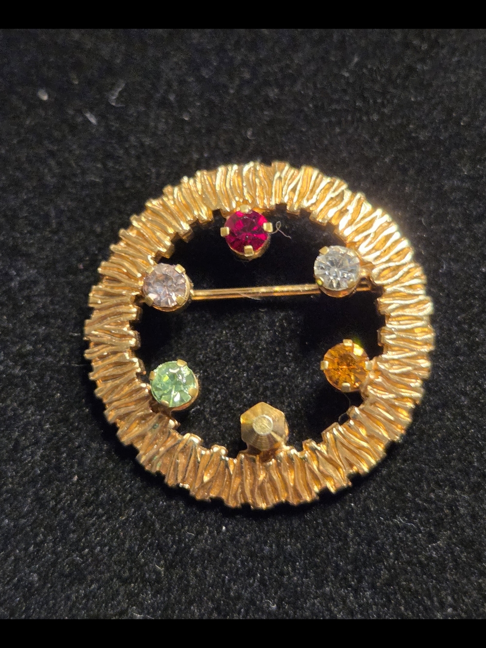 Vintage Signed Anson Gold Rhinestone Wreath Brooch Pin